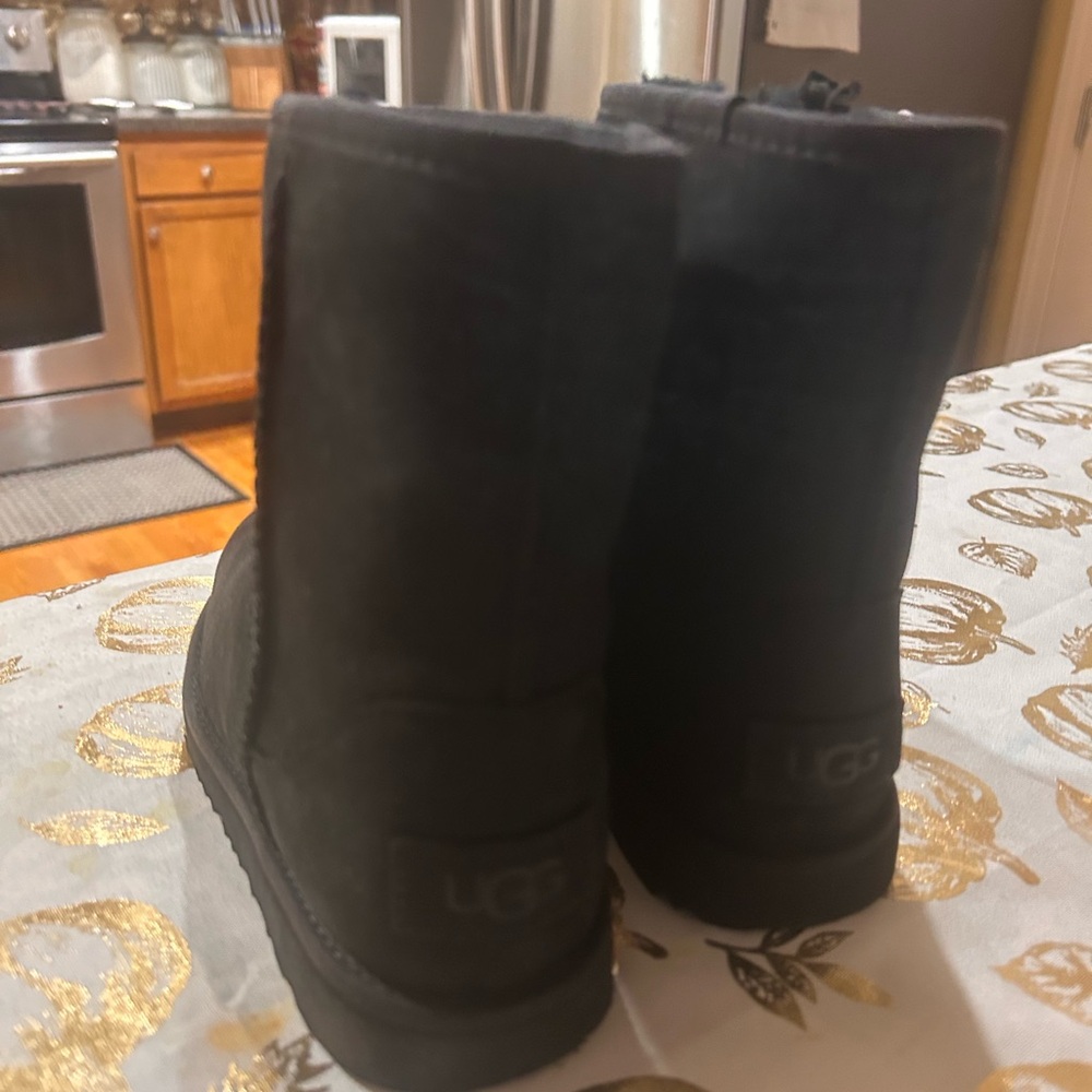 Brand new comfy Ugg boots